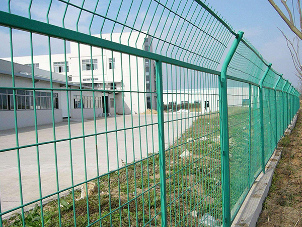 公路隔離柵價(jià)格圖片1