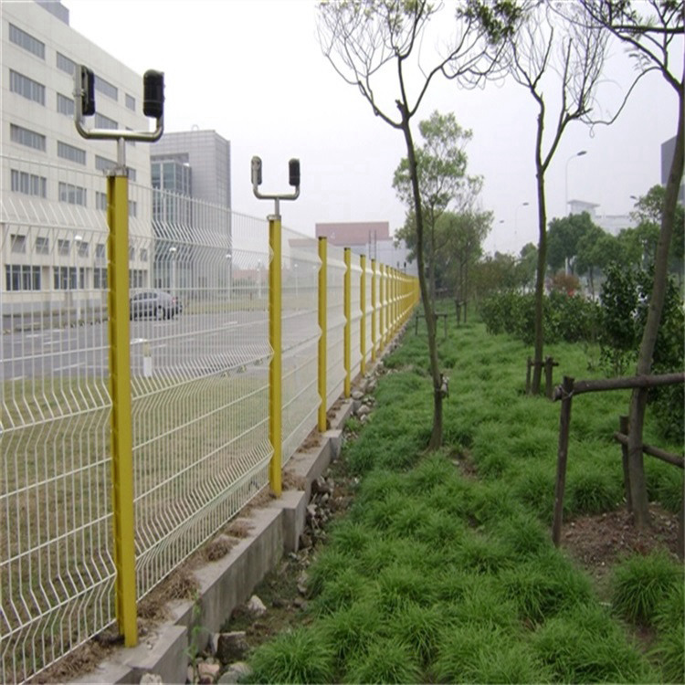 公路隔離柵價(jià)格圖片3